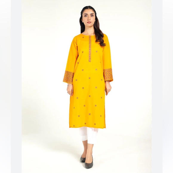 Pakistani/ Indian CHINYERE embroidered Kurta - Picture 1 of 7